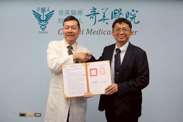 中山大學攜奇美醫院深化聯盟　學生進醫院實戰、研究加速落地1
